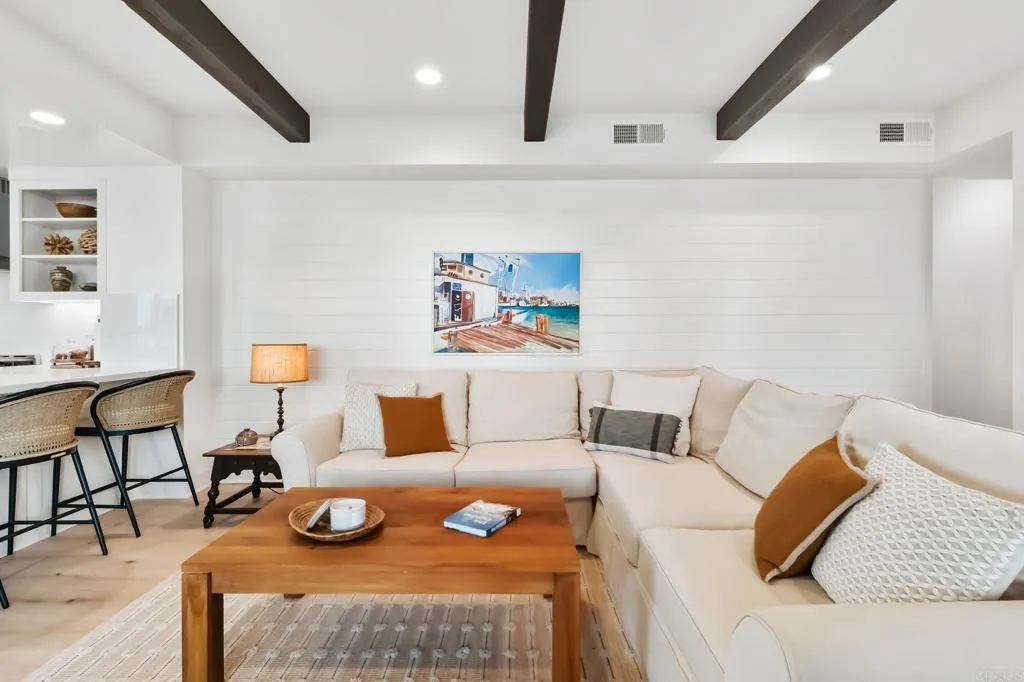 1400 Anacona Place 105, Encinitas, California 92024 home-pic-7