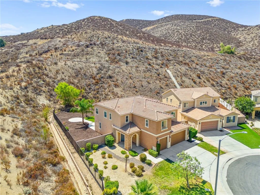 36312 Shedera Court, Lake Elsinore, California 92532 home-pic-8
