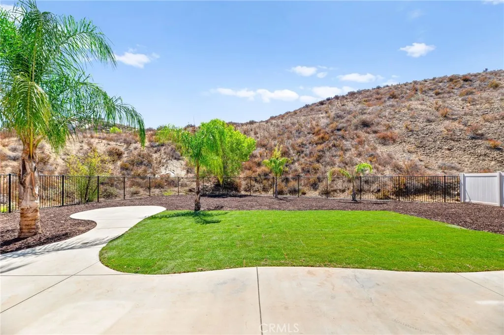 36312 Shedera Court, Lake Elsinore, California 92532 home-pic-48