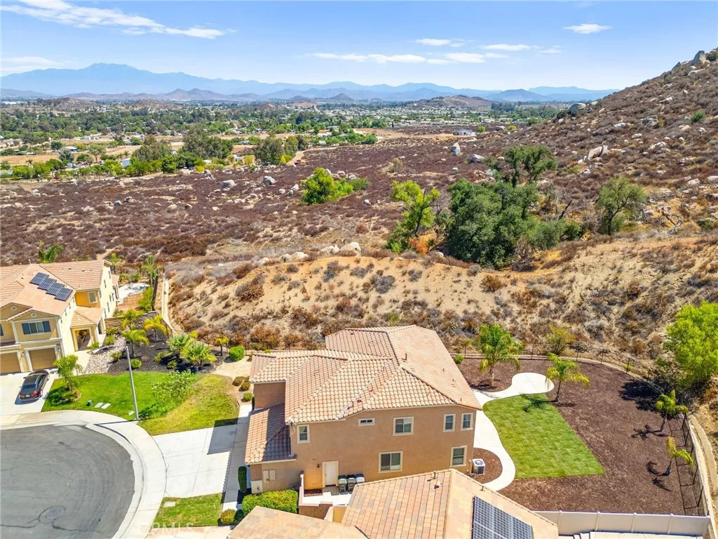 36312 Shedera Court, Lake Elsinore, California 92532 home-pic-56