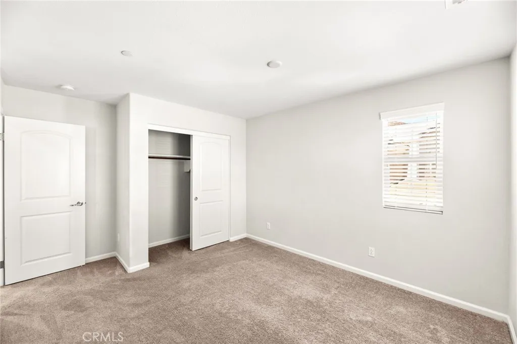 36312 Shedera Court, Lake Elsinore, California 92532 home-pic-32
