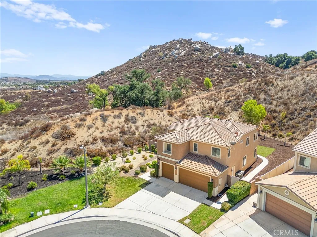 36312 Shedera Court, Lake Elsinore, California 92532 home-pic-9