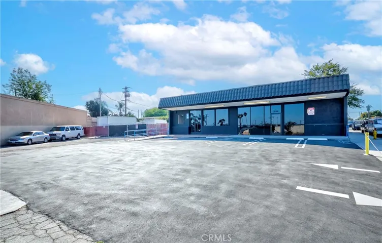 13746 Meyer Road, Whittier, California 90605