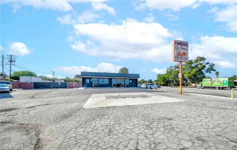 13746 Meyer Road, Whittier, California 90605