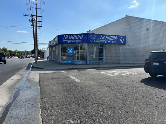 451 N Harbor Blvd., La Habra, California 90631
