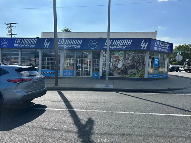 451 N Harbor Blvd., La Habra, California 90631
