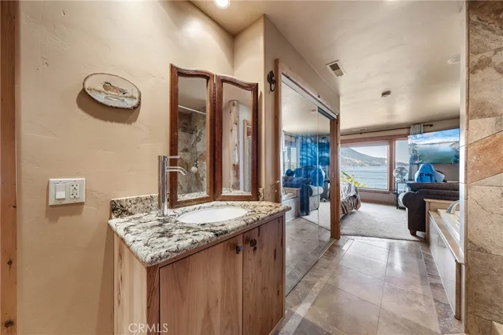 2894 Sliverado Lane, Clearlake, California 95422