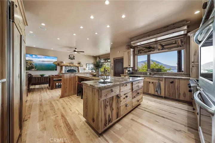 2894 Sliverado Lane, Clearlake, California 95422