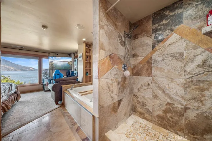 2894 Sliverado Lane, Clearlake, California 95422