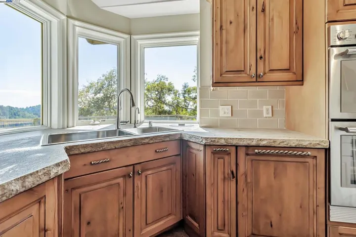 24400 Mountain Charlie Rd, Los Gatos, California 95033