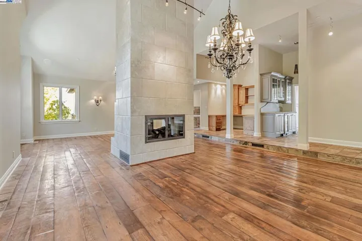 24400 Mountain Charlie Rd, Los Gatos, California 95033
