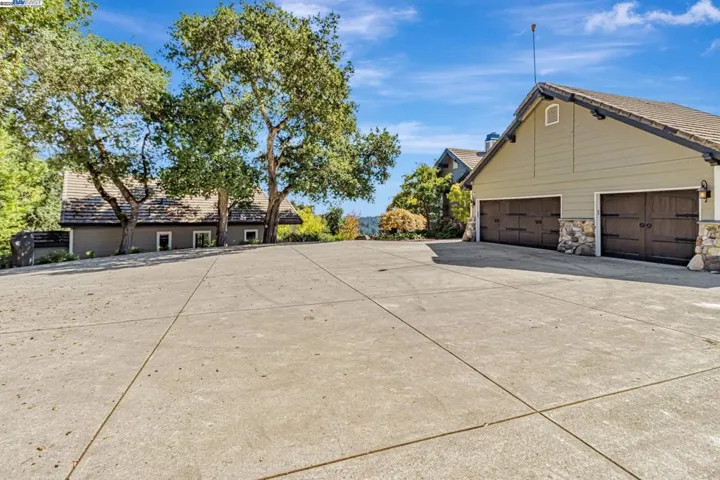24400 Mountain Charlie Rd, Los Gatos, California 95033