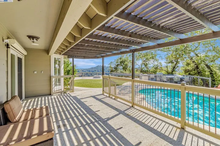 24400 Mountain Charlie Rd, Los Gatos, California 95033