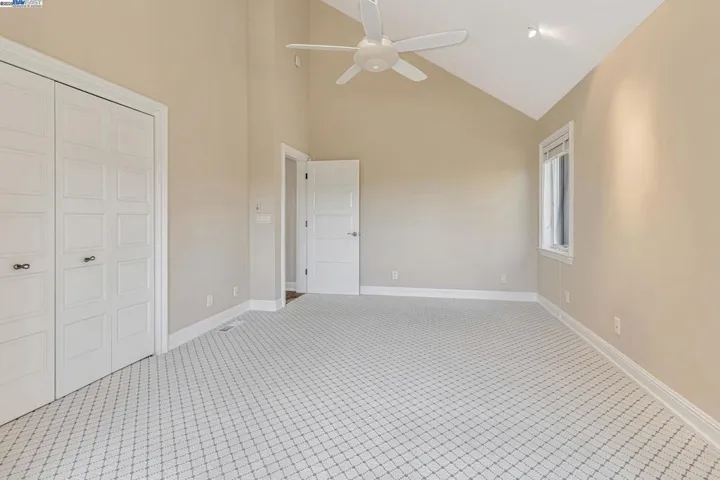 24400 Mountain Charlie Rd, Los Gatos, California 95033