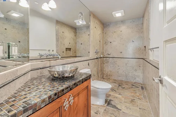 24400 Mountain Charlie Rd, Los Gatos, California 95033