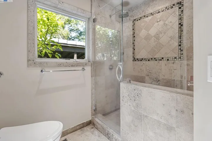 24400 Mountain Charlie Rd, Los Gatos, California 95033