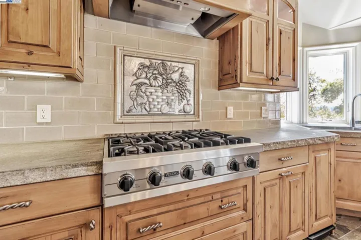 24400 Mountain Charlie Rd, Los Gatos, California 95033