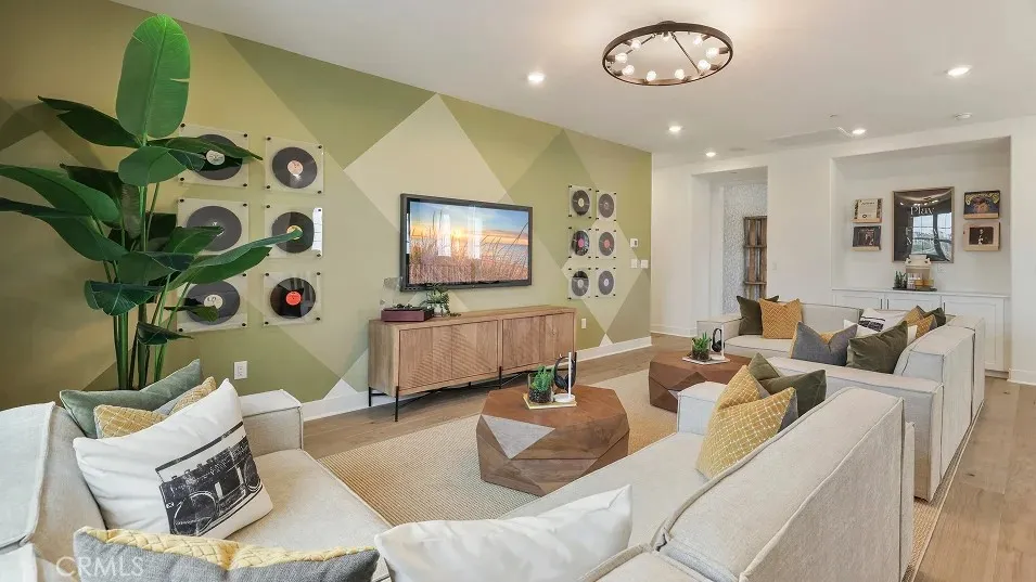 24332 Calle La Roca, Valencia, California 91354 home-pic-26