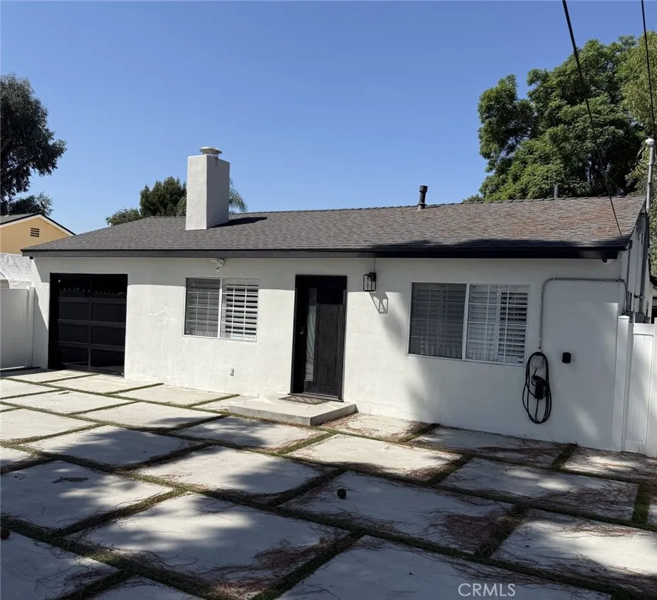 7315 Jamieson Avenue, Reseda, California 91335 home-pic-1