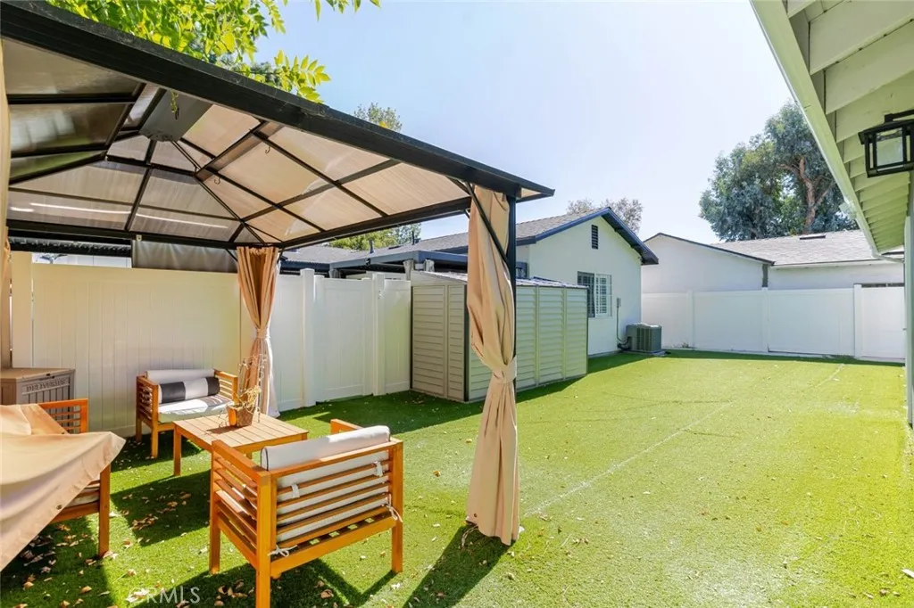 7315 Jamieson Avenue, Reseda, California 91335 home-pic-52