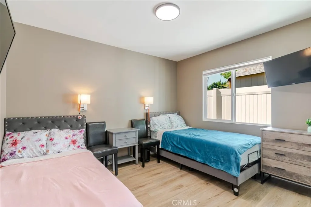 7315 Jamieson Avenue, Reseda, California 91335 home-pic-47