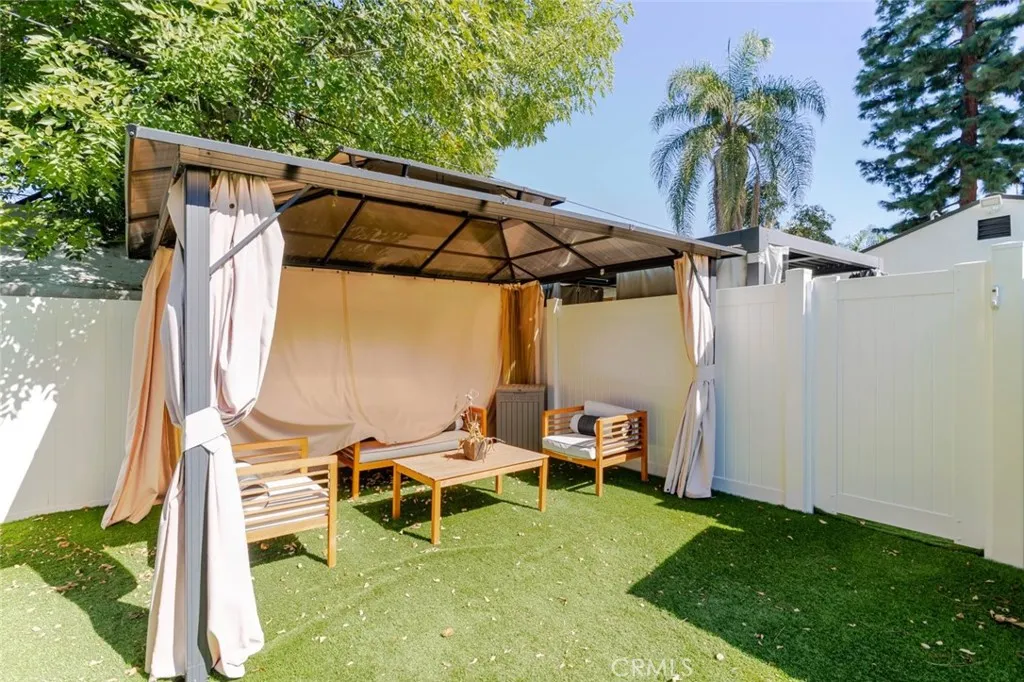7315 Jamieson Avenue, Reseda, California 91335 home-pic-32