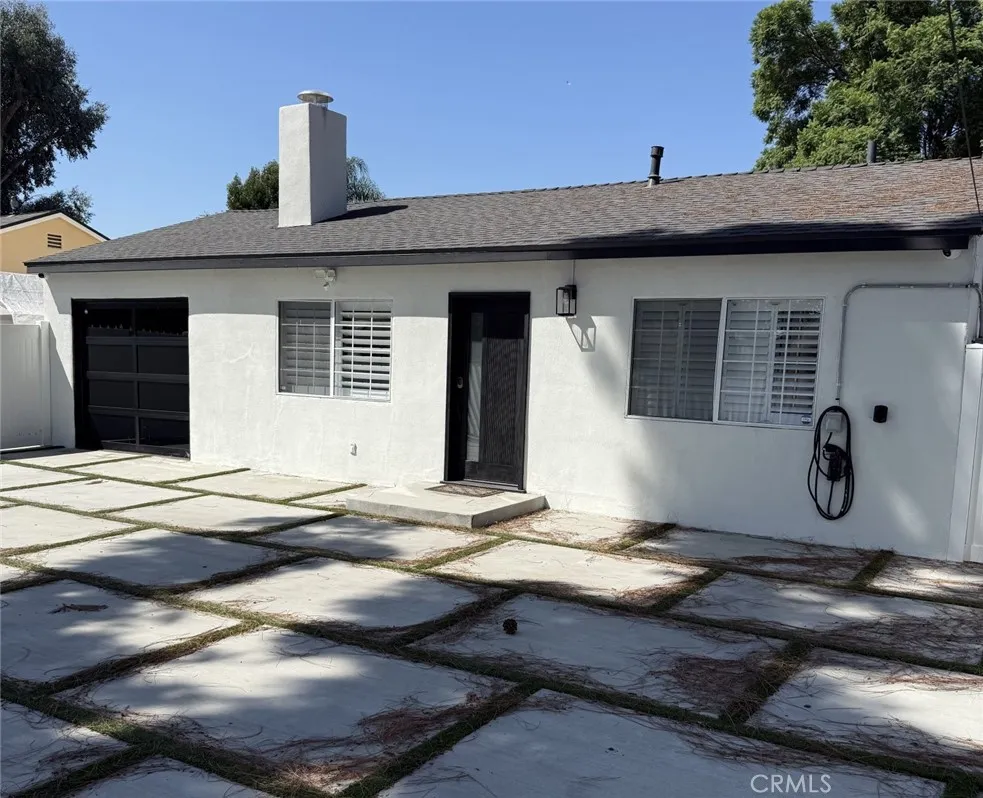 7315 Jamieson Avenue, Reseda, California 91335 home-pic-0
