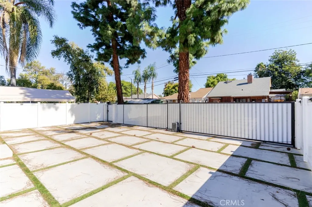 7315 Jamieson Avenue, Reseda, California 91335 home-pic-30