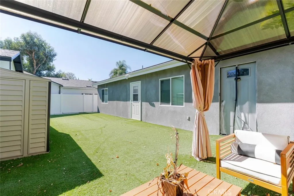 7315 Jamieson Avenue, Reseda, California 91335 home-pic-33