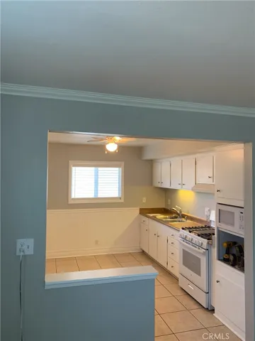 2865 Mendoza Drive, Costa Mesa, California 92626
