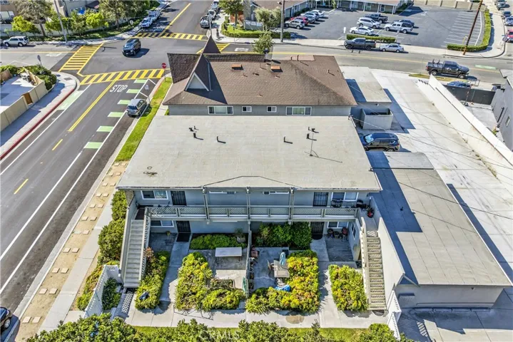 2865 Mendoza Drive, Costa Mesa, California 92626