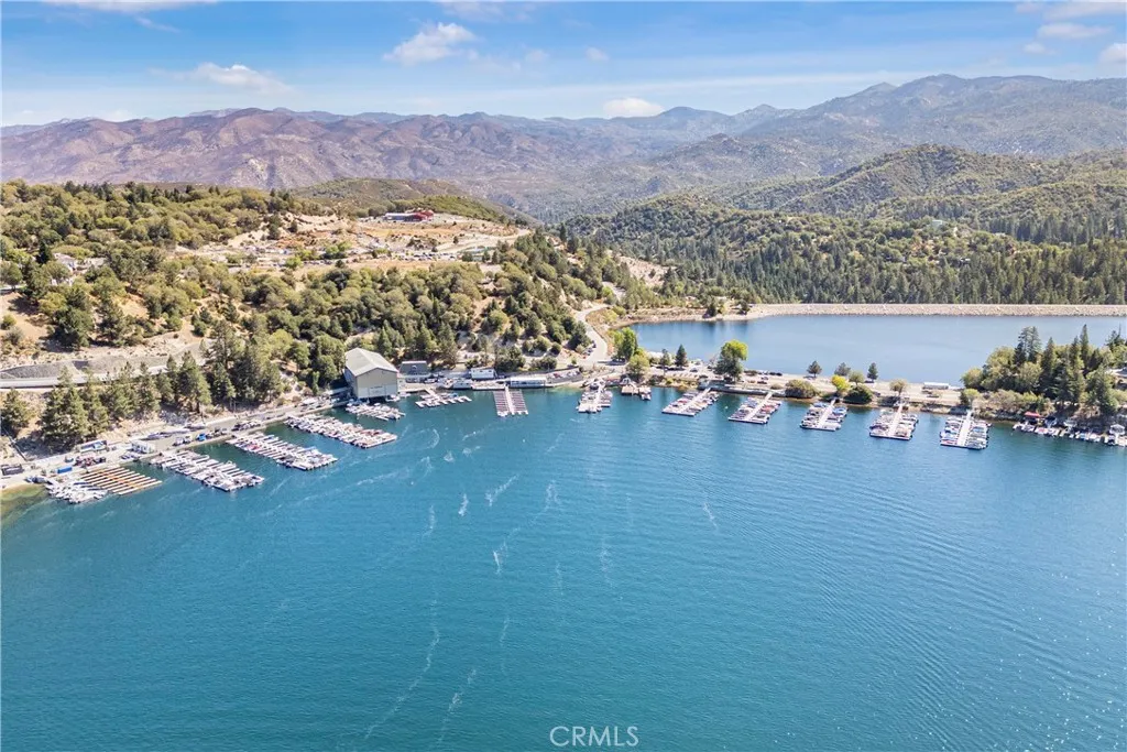 1310 Montreal Drive, Lake Arrowhead, California 92352 home-pic-23
