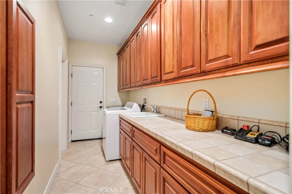 32132 Calle Del Roja, Acton, California 93510 home-pic-36