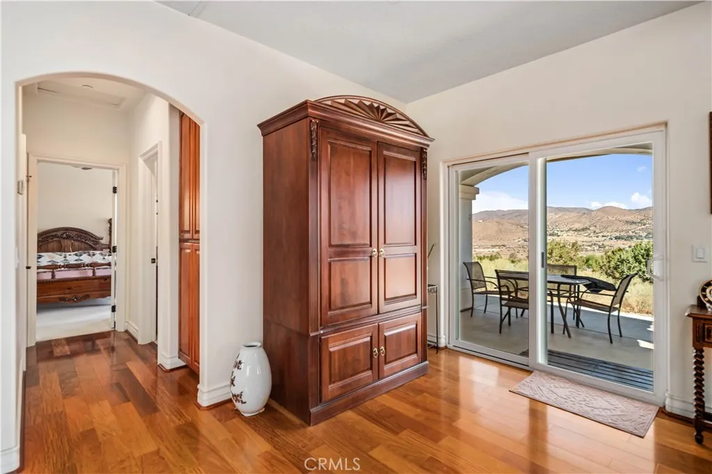 32132 Calle Del Roja, Acton, California 93510 home-pic-52