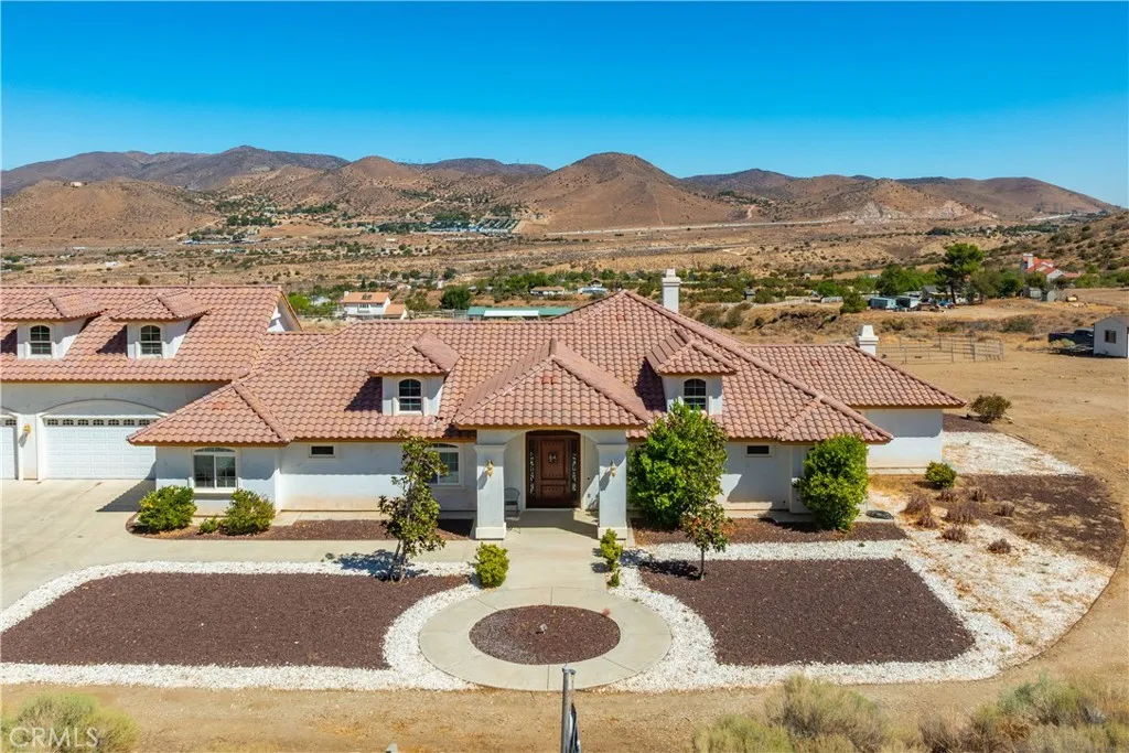 32132 Calle Del Roja, Acton, California 93510 home-pic-3