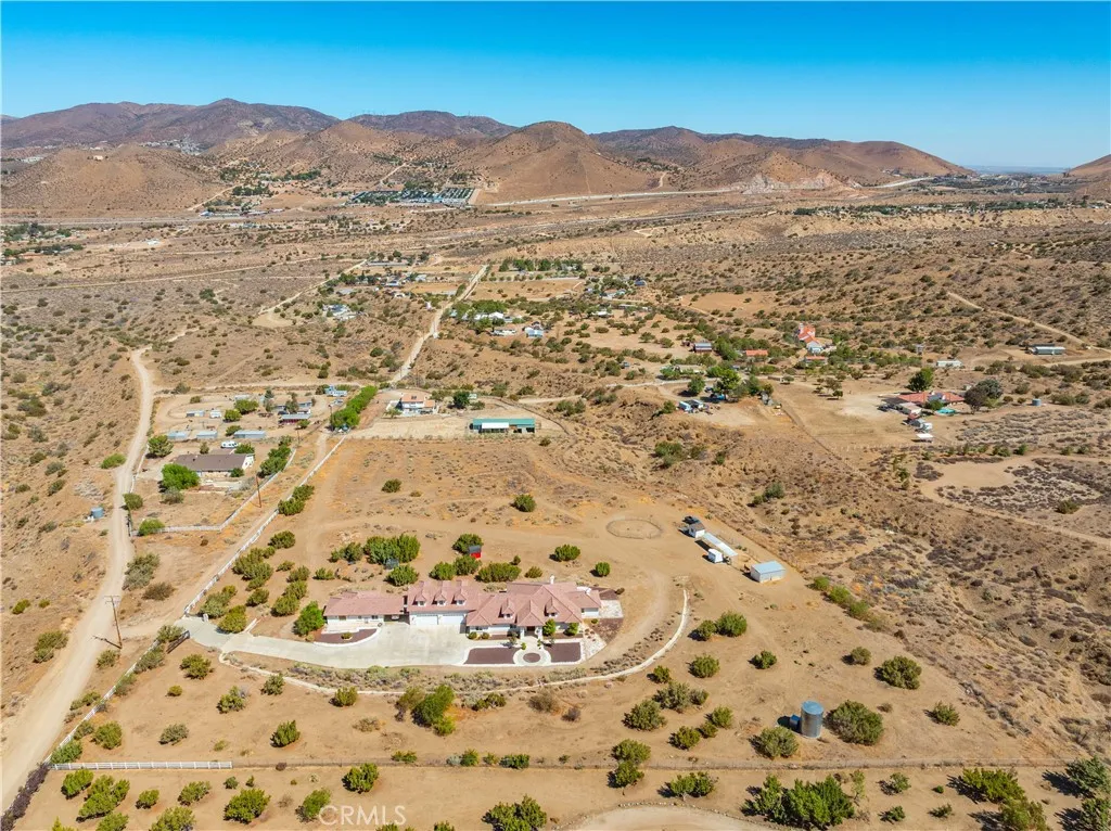32132 Calle Del Roja, Acton, California 93510 home-pic-68