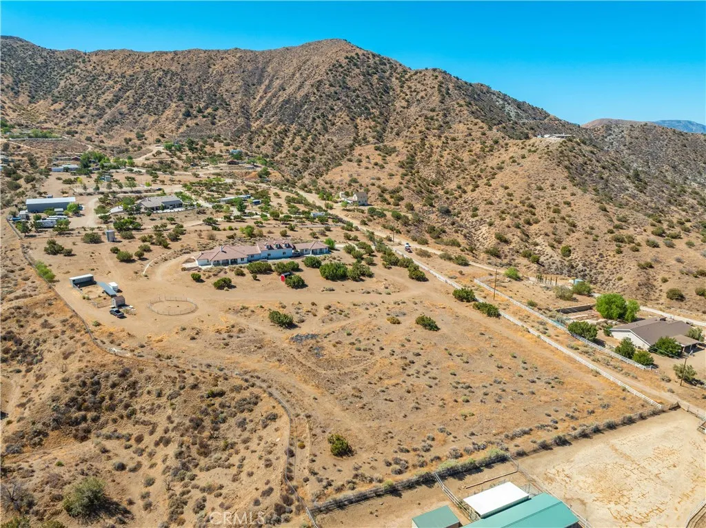 32132 Calle Del Roja, Acton, California 93510 home-pic-63
