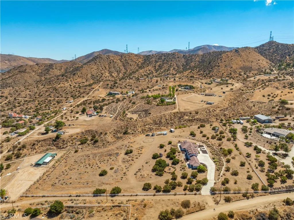 32132 Calle Del Roja, Acton, California 93510 home-pic-67