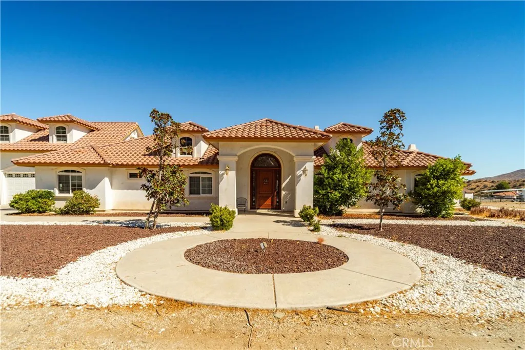 32132 Calle Del Roja, Acton, California 93510 home-pic-6