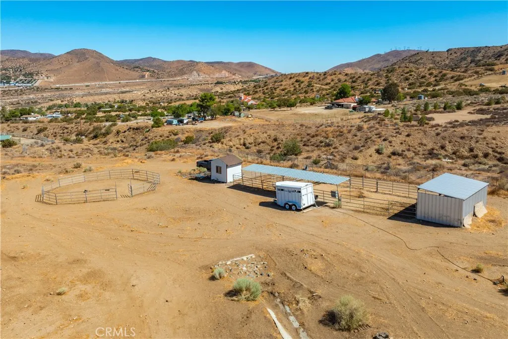 32132 Calle Del Roja, Acton, California 93510 home-pic-60
