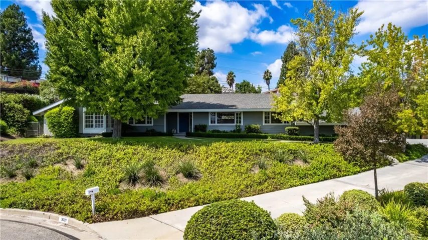 3031 Anacapa Place, Fullerton, California 92835