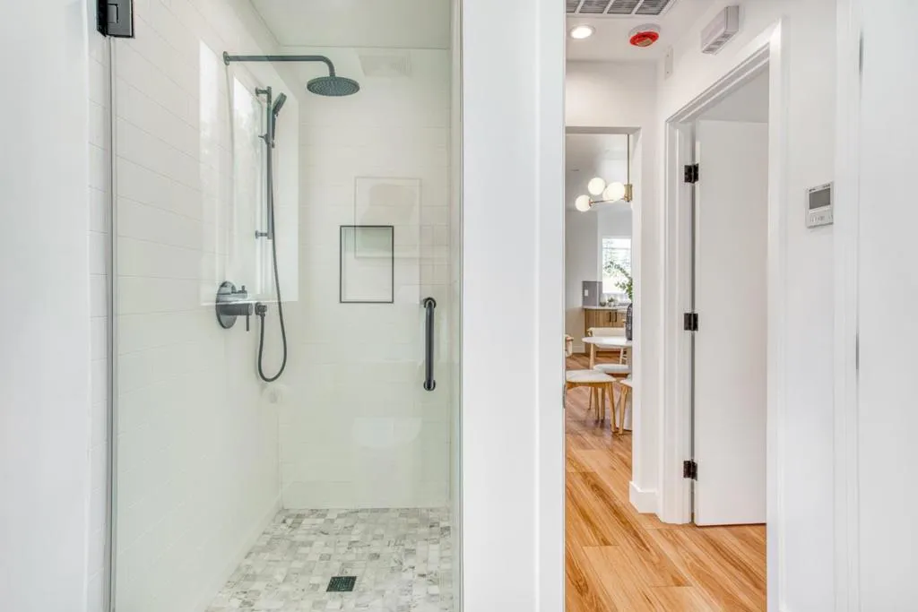 1945 Park Avenue 2, San Jose, California 95126 home-pic-30