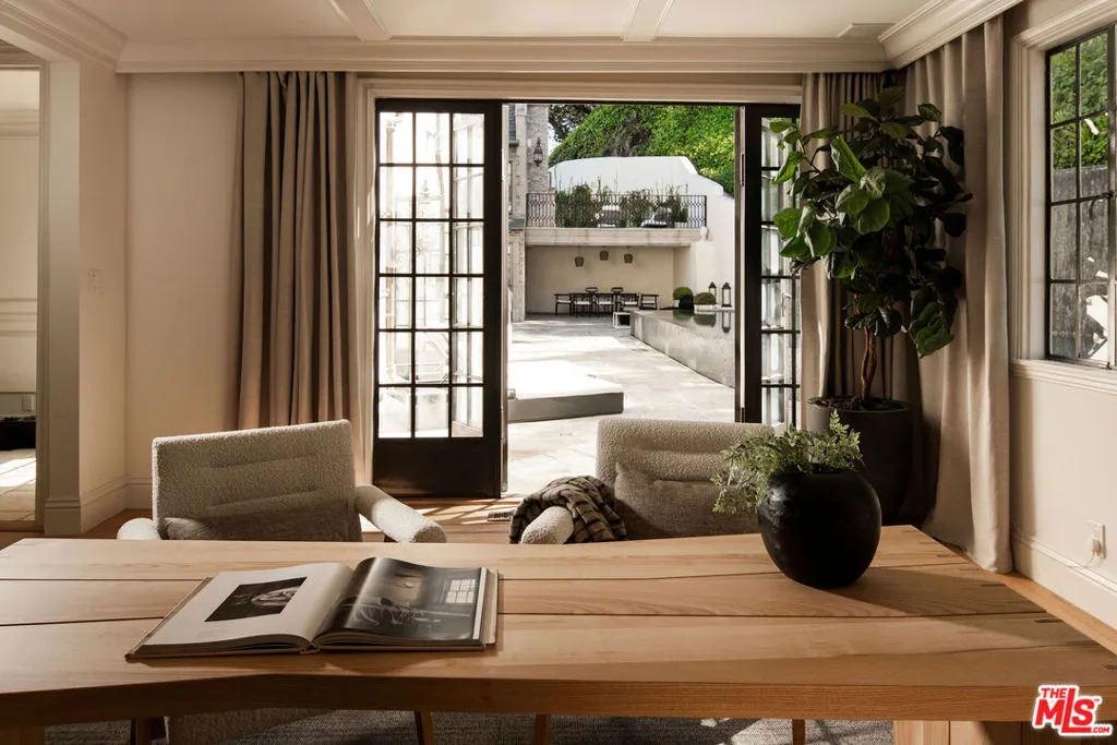 10950 Bellagio Road, Los Angeles, California 90077 home-pic-10