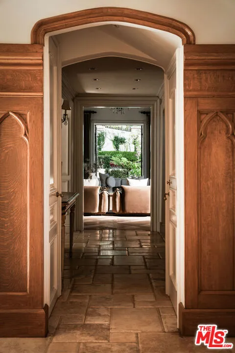 10950 Bellagio Road, Los Angeles, California 90077 home-pic-26