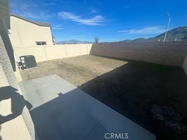 29212 Santa Fe Springs Court, Winchester, California 92596 home-pic-5