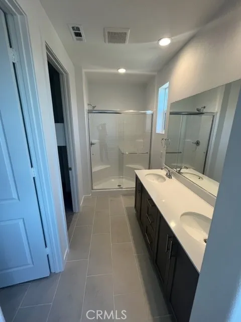 29212 Santa Fe Springs Court, Winchester, California 92596 home-pic-10