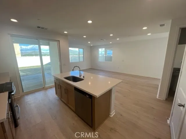 31354 Trappers Loop, Winchester, California 92596 home-pic-5