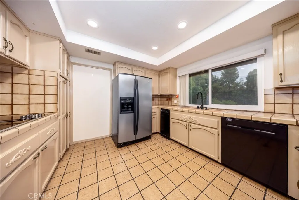 2831 Steeplechase Lane, Diamond Bar, California 91765 home-pic-30