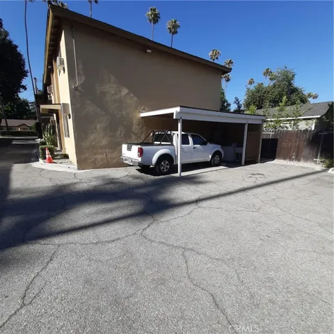 696 Earlham Street 6, Pasadena, California 91101