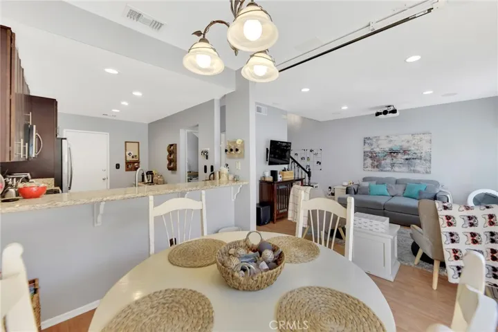 28123 Bobwhite Circle 104, Saugus, California 91350